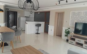 Vemara City Boutique Hotel-Free Parking